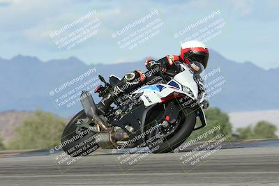 media/Nov-16-2025-Race Pace (Sun) [[8c5fa54630]]/Non Verified Riders (1st 20 Minutes)/7-Turn 9 Entry (210pm)/